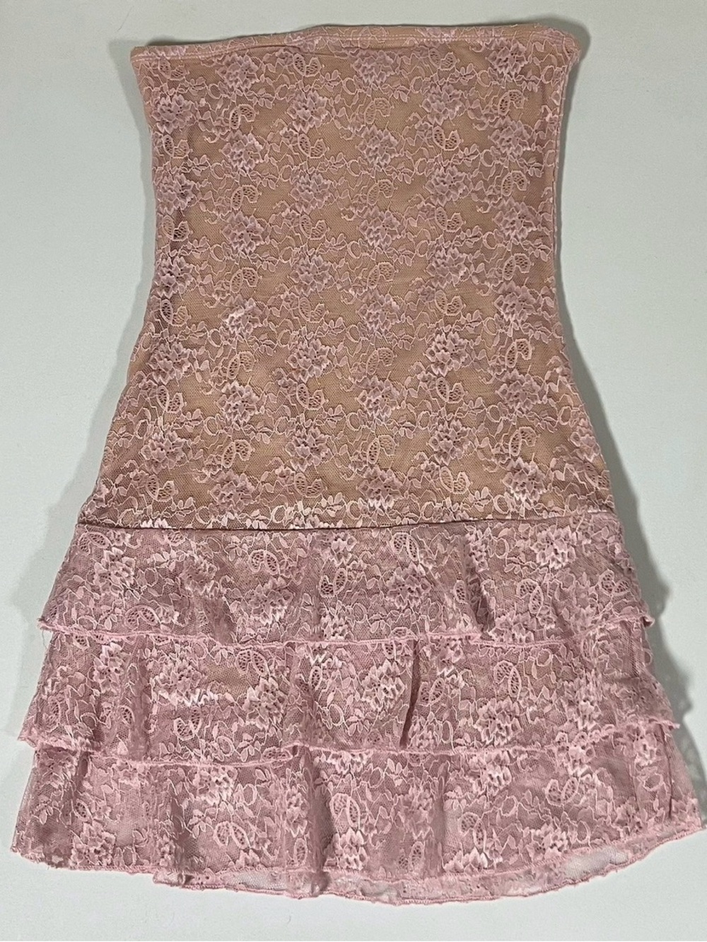 Edikted Pink Mauve Floral Lace Strapless Ruffle Bodycon Mini Dress Size S 🎀✨